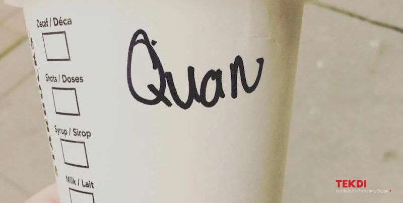 ¿Alguna vez Starbucks ha escrito mal tu nombre?